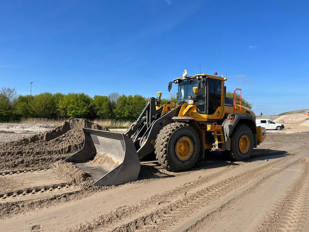 Volvo L120H Gebr. van Andel B.V. 